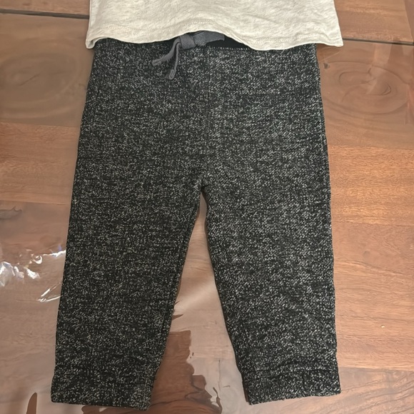 First impressions 12 month old baby set - Picture 3 of 4